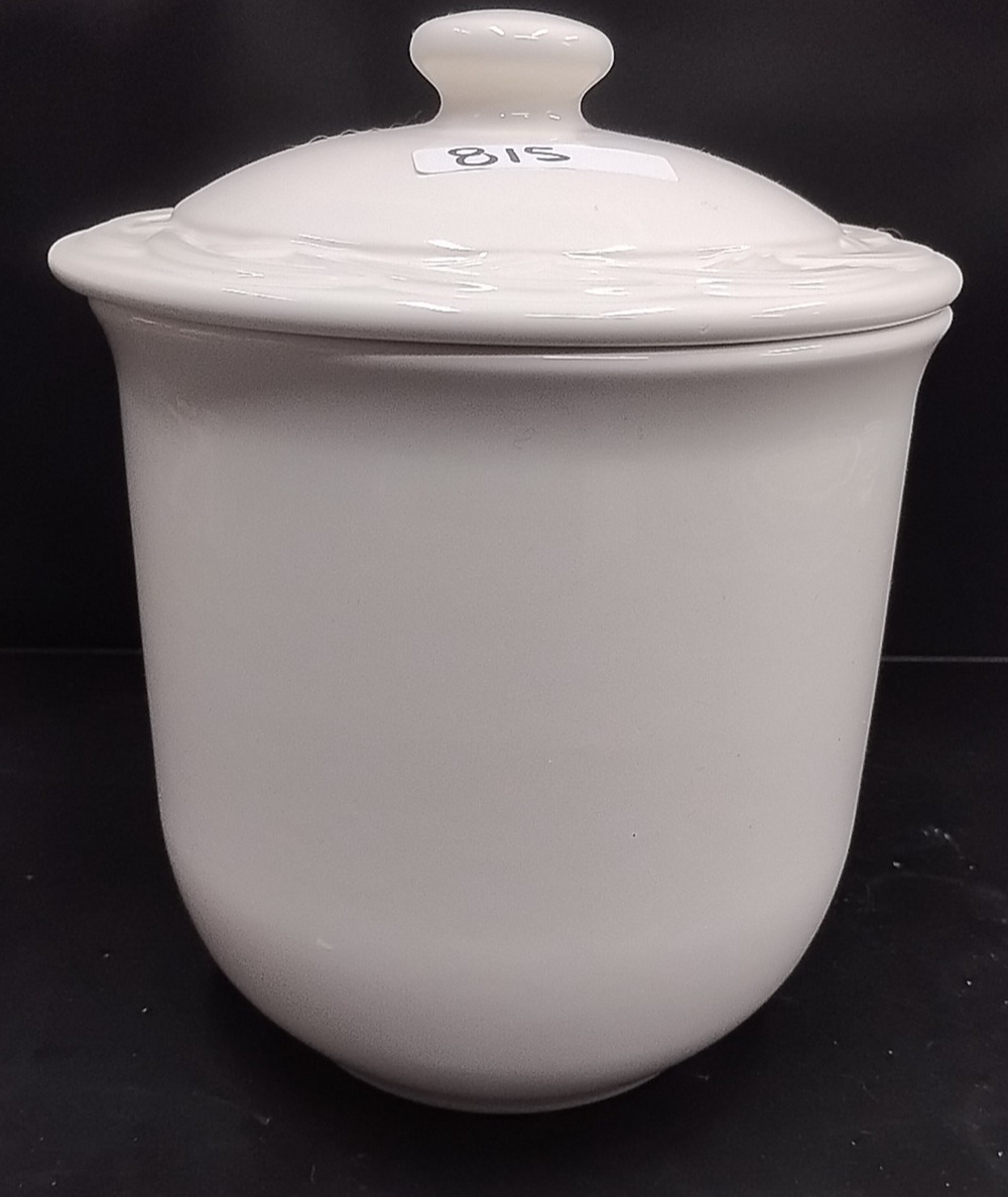 Pfaltzgraff ACADIA WHITE Medium 8" Canister